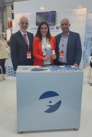 Radoje Laušević, Branka Pestorić and Aleksandar Joksimović, with a wider view of the exhibition stand presenting Aquarium Boka and the EXCHANGE tourism offer.